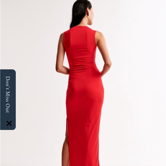 Abercrombie Women’s The A&F Ava Knit Red Maxi Dress - Picture 4 of 5